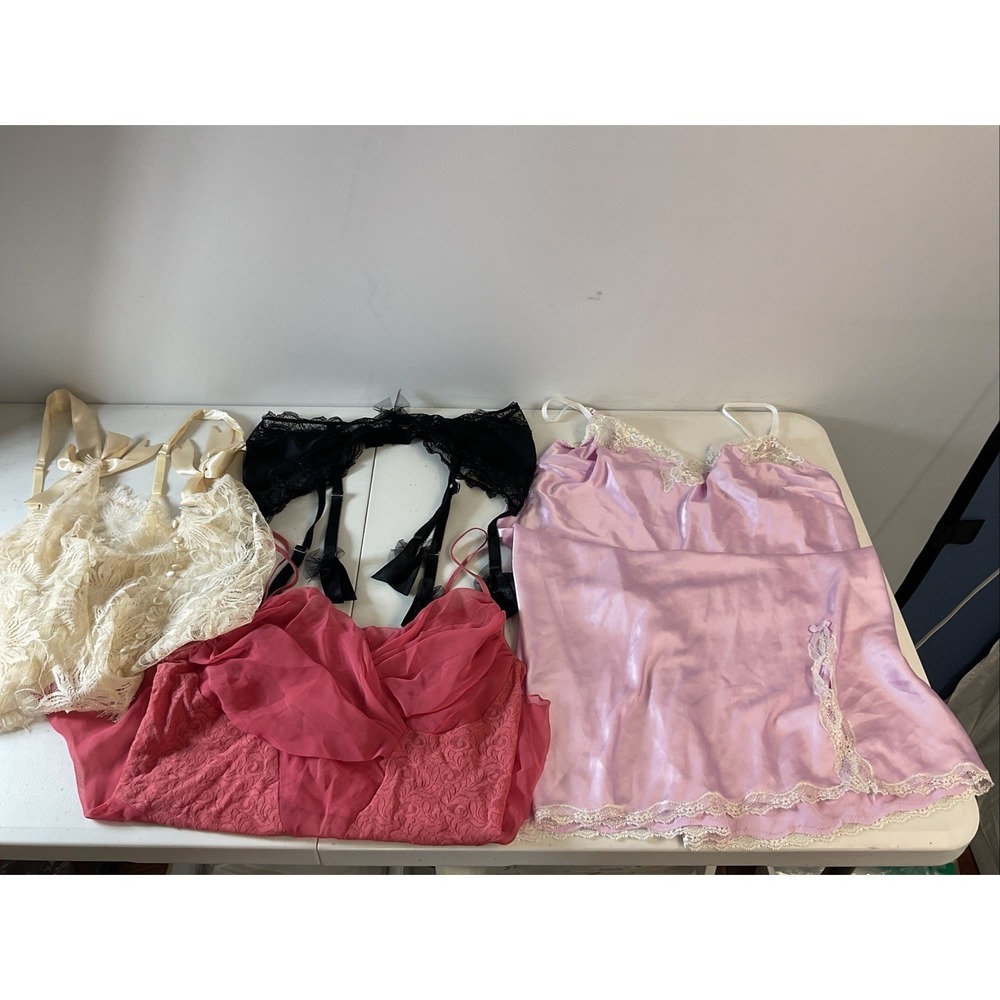 4PC lingerie Lot Victoria's Secret SZ Large Bodysuit,‎ Nighties, lace Sexy , VTG